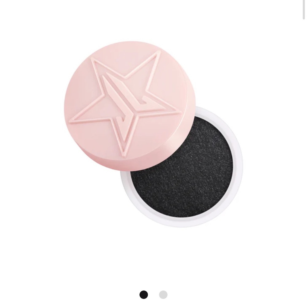 Jeffree Star Black Onyx Eye Gloss shadow.